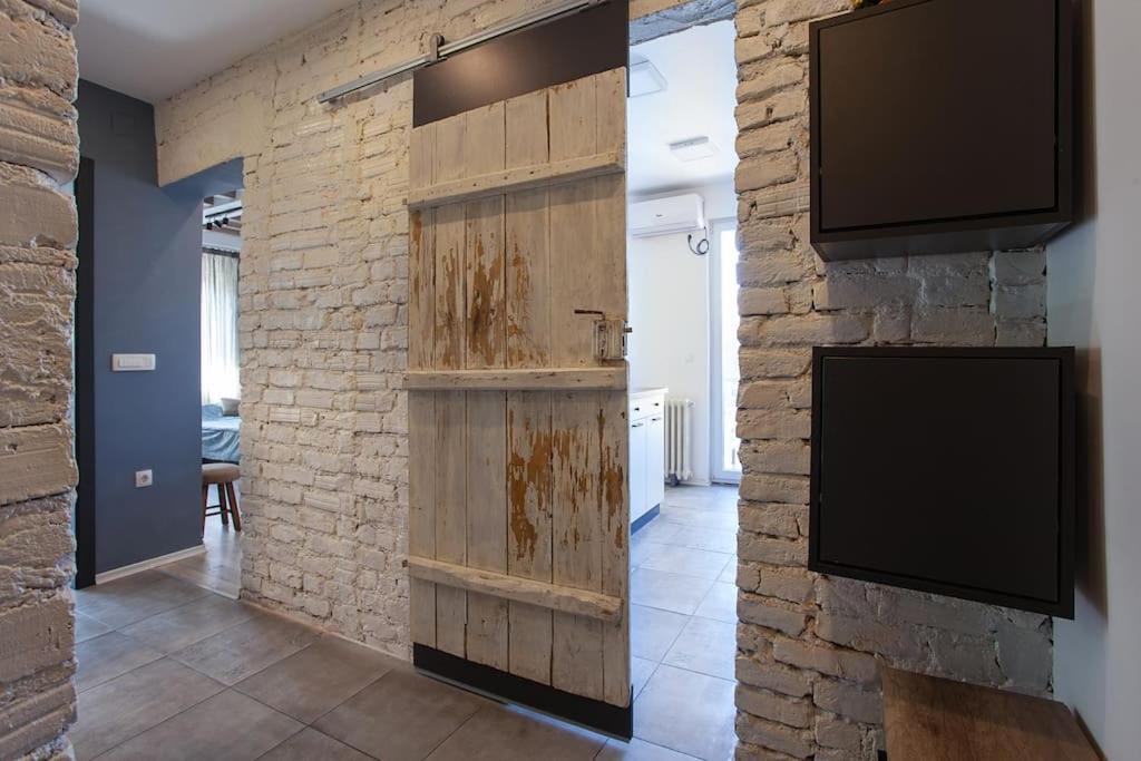 Mihajlovik Lux Apartment In Heart Of Скопье Экстерьер фото