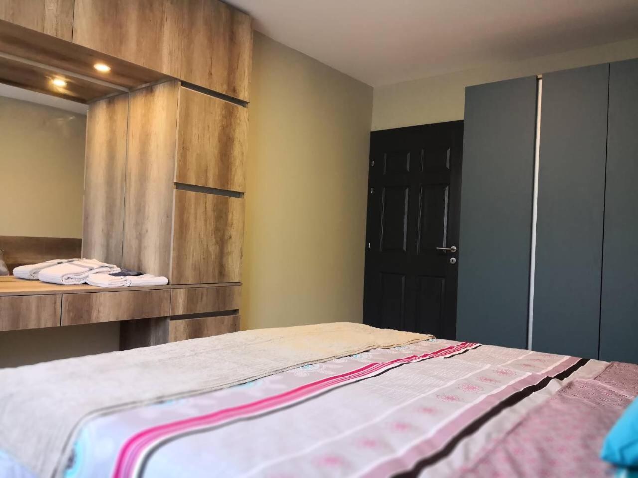 Mihajlovik Lux Apartment In Heart Of Скопье Экстерьер фото